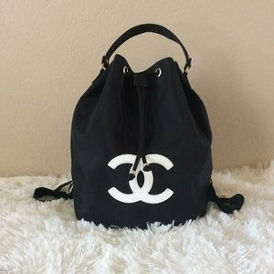 NEW VIP Gift BUCKETBAG/BACKPACK